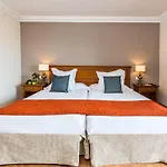 Leonardo Hotel Granada