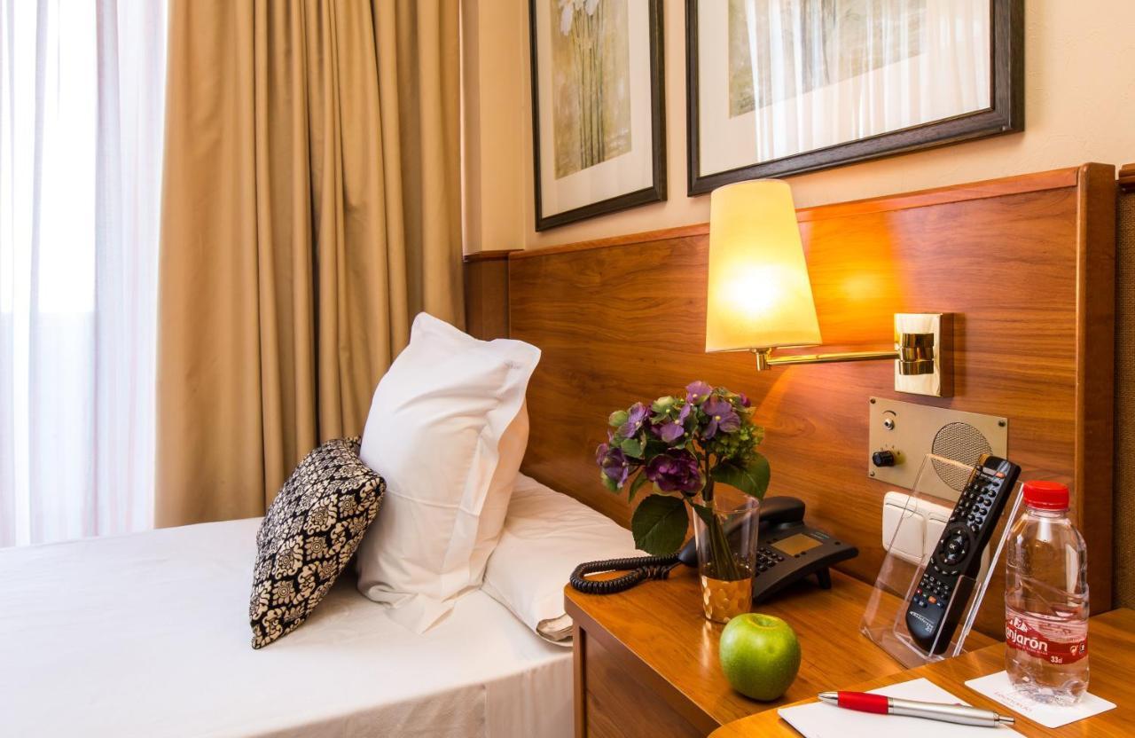 Leonardo Hotel Granada