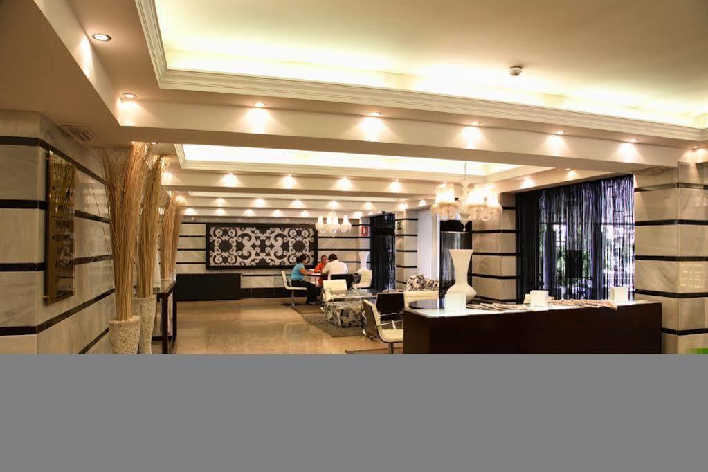 Leonardo 4* Granada